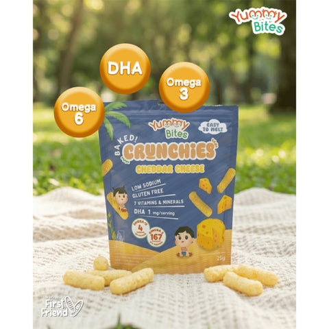Yummy Bites Crunchies (Cheddar Cheese/Hokkaido Strawberry Banana) 25g